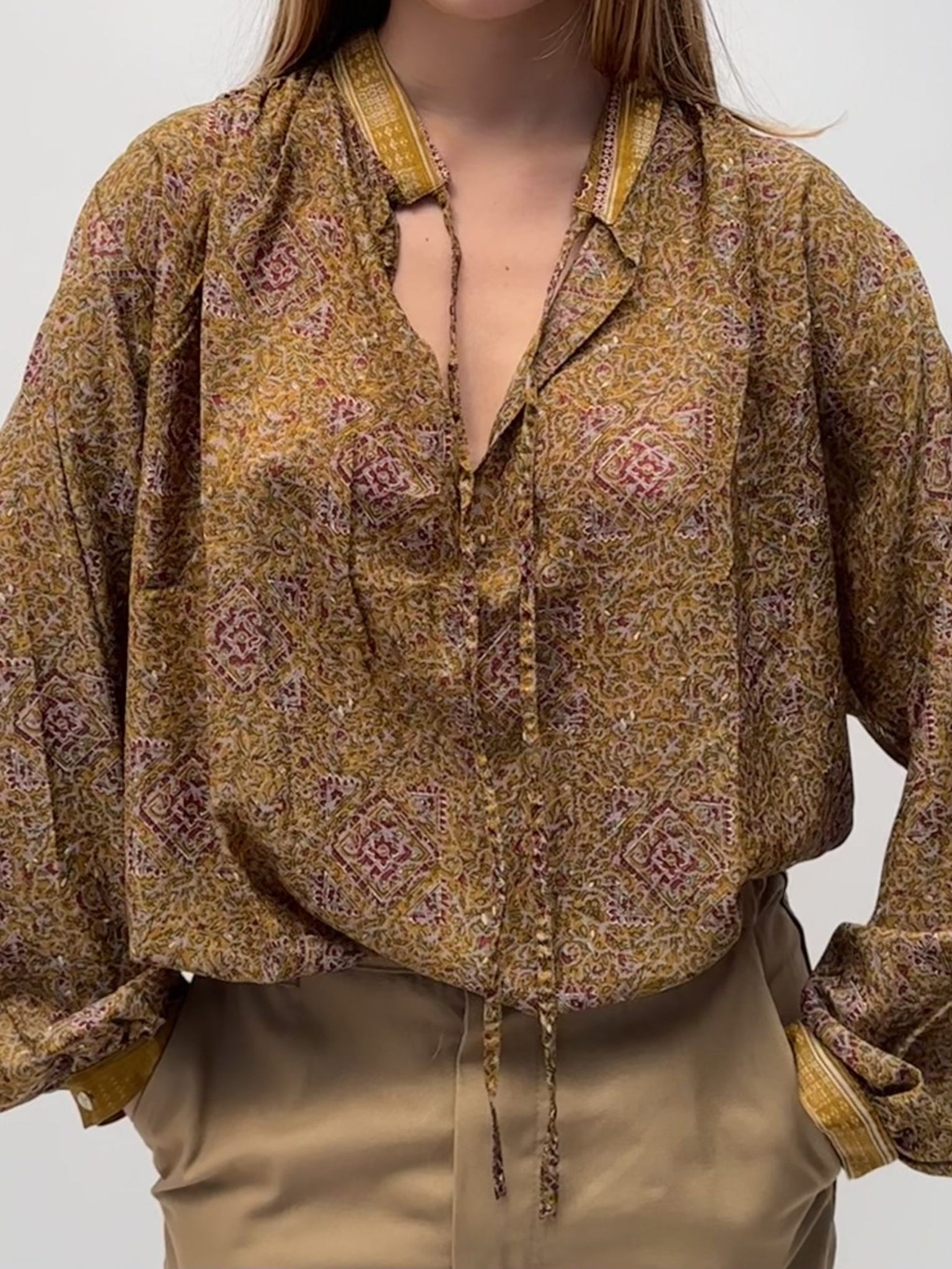 Blouse Arya Safran à motifs